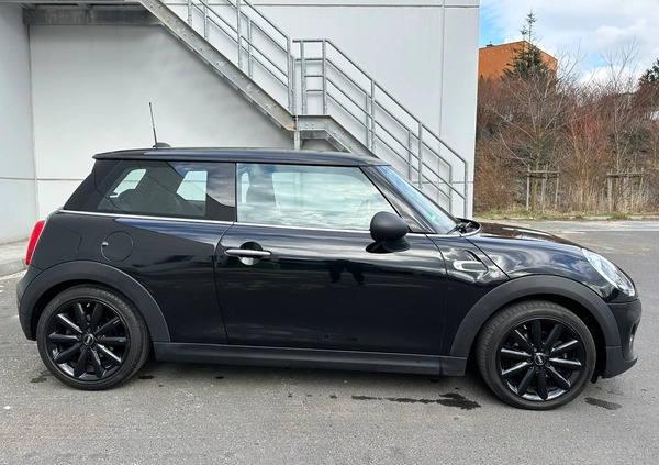 MINI ONE cena 38500 przebieg: 215739, rok produkcji 2017 z Góra małe 631